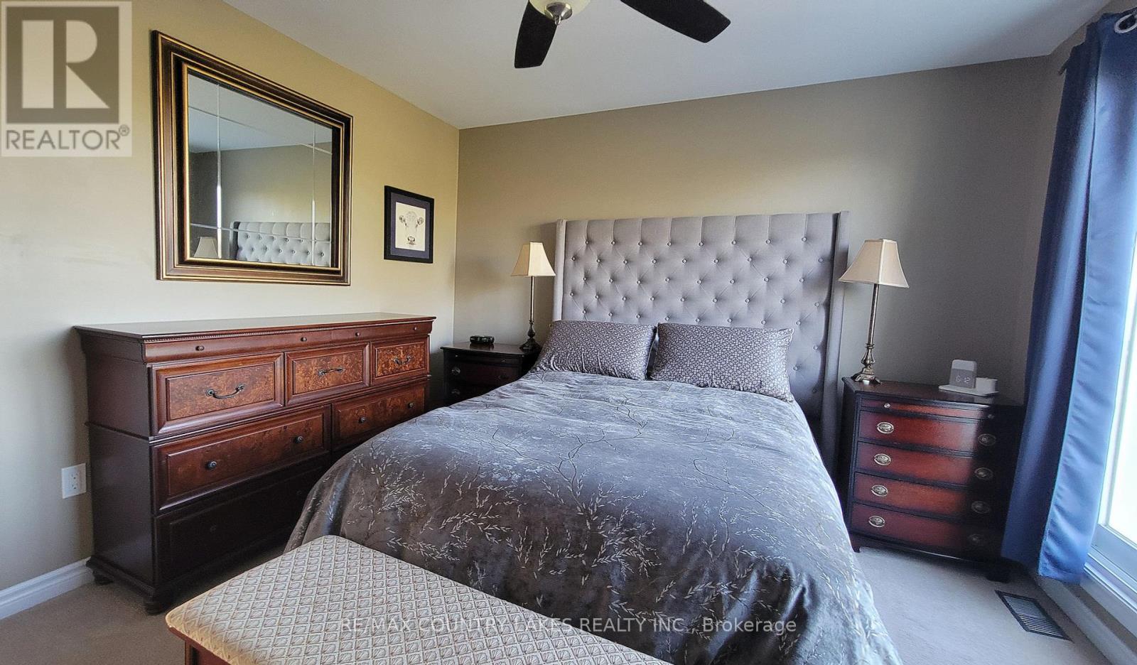 11 - 4 Paradise Boulevard, Ramara, ON - Indoor Photo Showing Bedroom