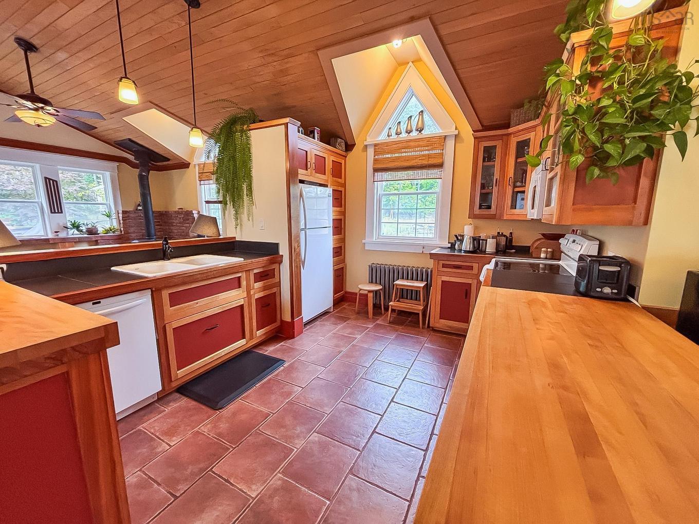 57 King Street, Bridgewater, NS