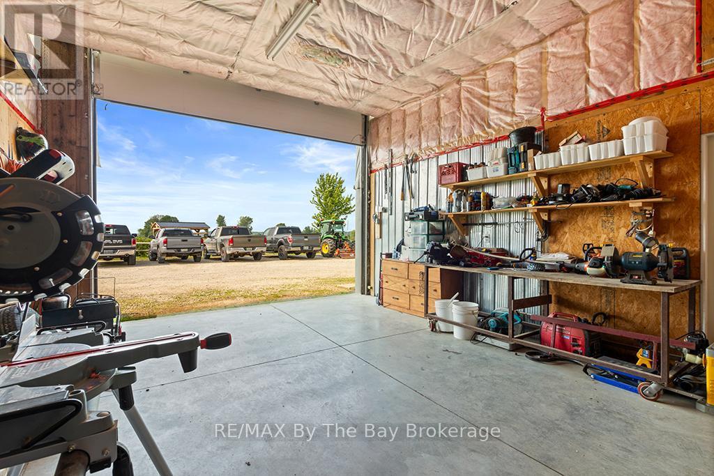 828482 Mulmur Nottawasaga Townline, Mulmur, ON