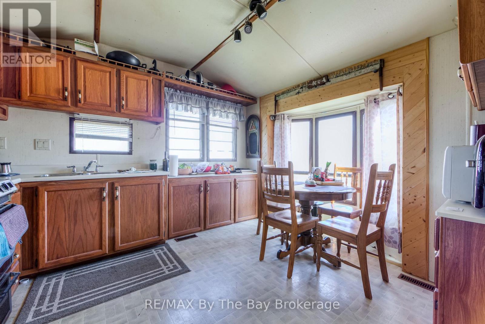 828482 Mulmur Nottawasaga Townline, Mulmur, ON