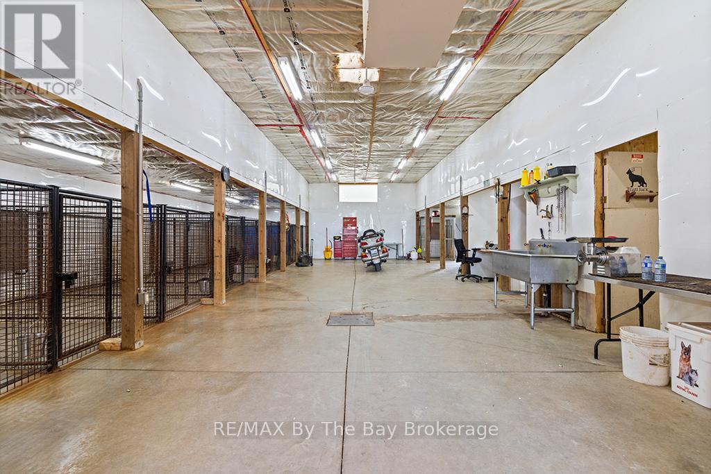 828482 Mulmur Nottawasaga T Line, Mulmur, ON