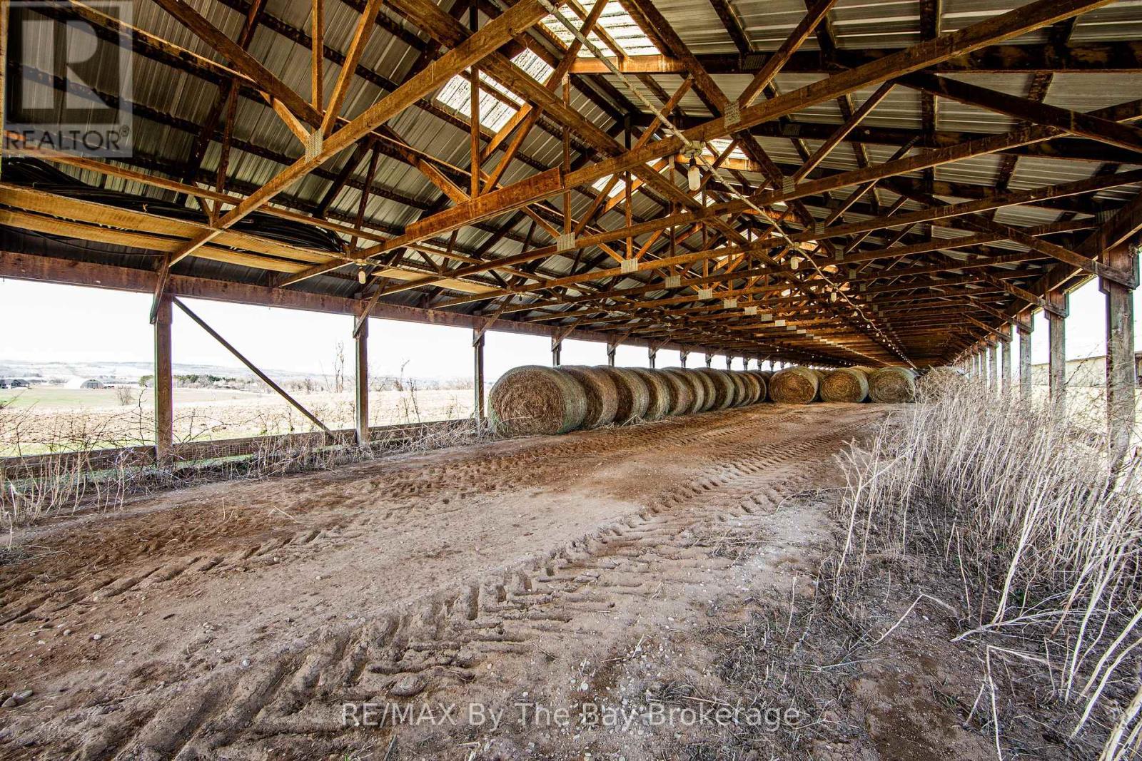 828482 Mulmur Nottawasaga T Line, Mulmur, ON