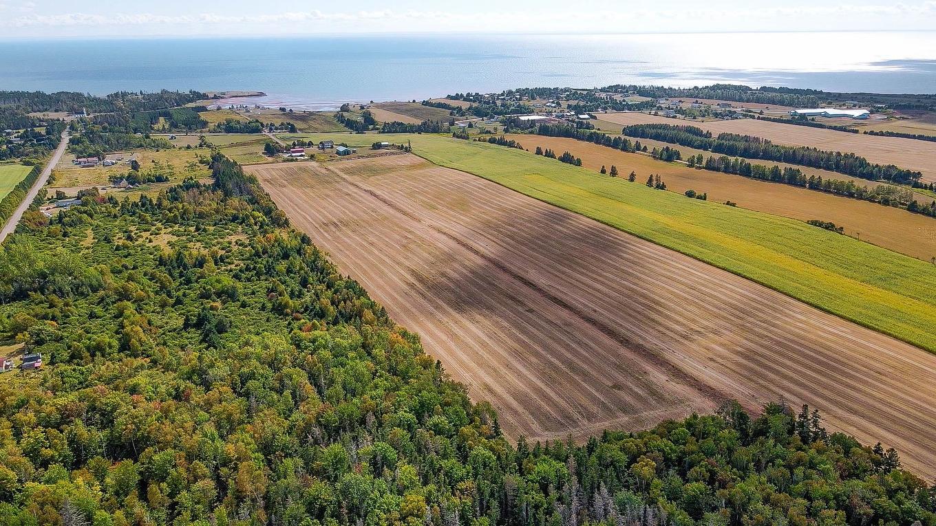 6722 Pe 19, Canoe Cove, PE