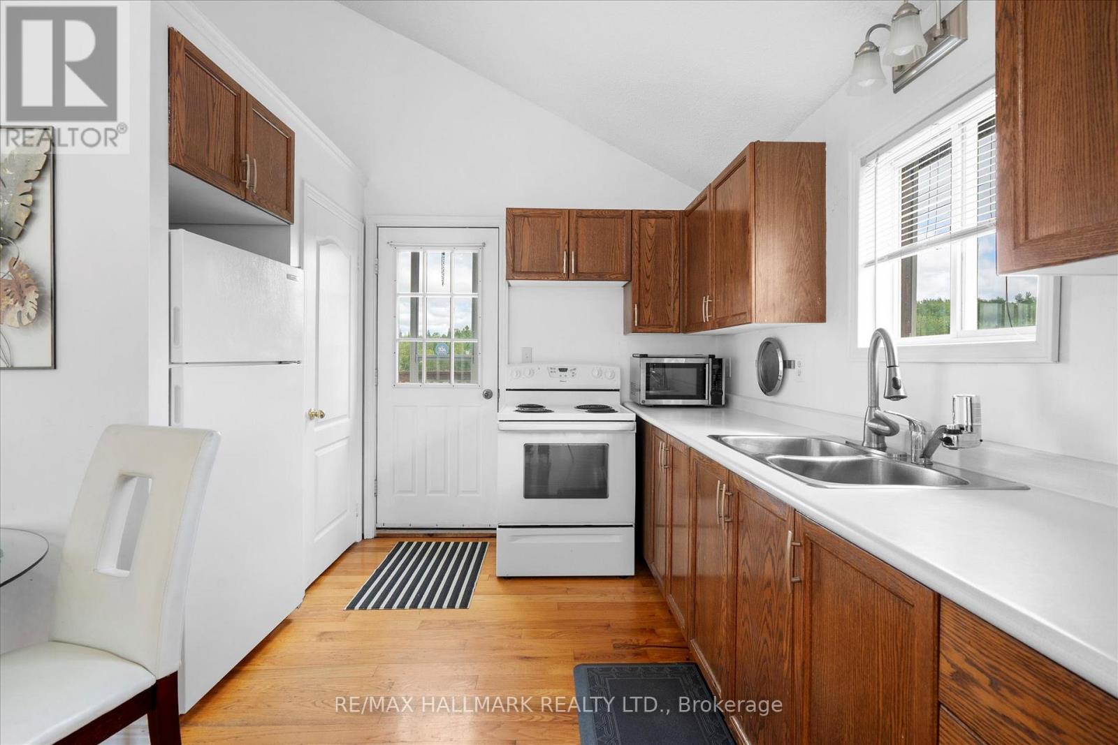 67 Telecom Road, Kawartha Lakes, ON - Indoor Photo Showing Kitchen With Double Sink