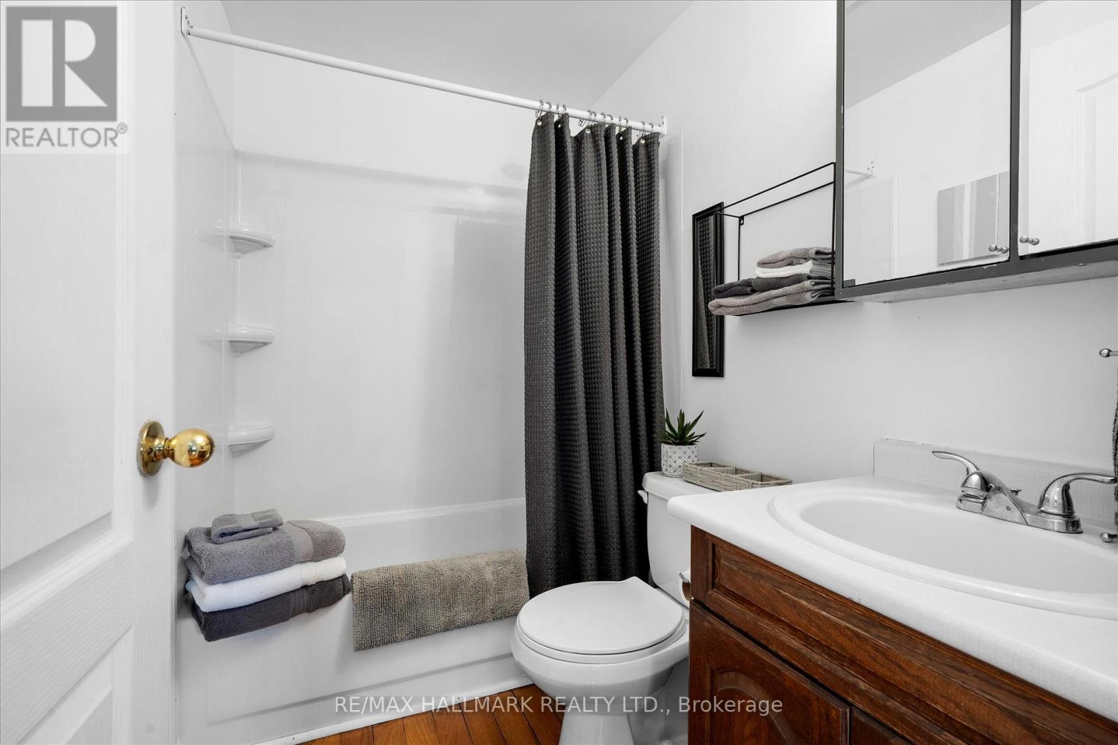 67 Telecom Road, Kawartha Lakes, ON - Indoor Photo Showing Bathroom