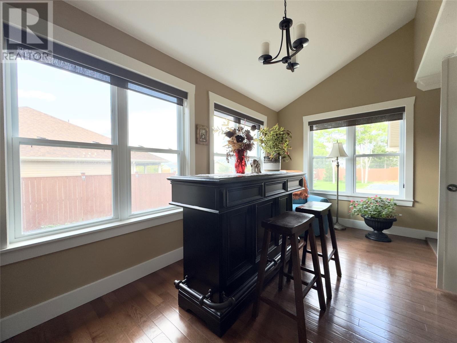 31 Foote Street, Pasadena, NL - Indoor Photo Showing Other Room