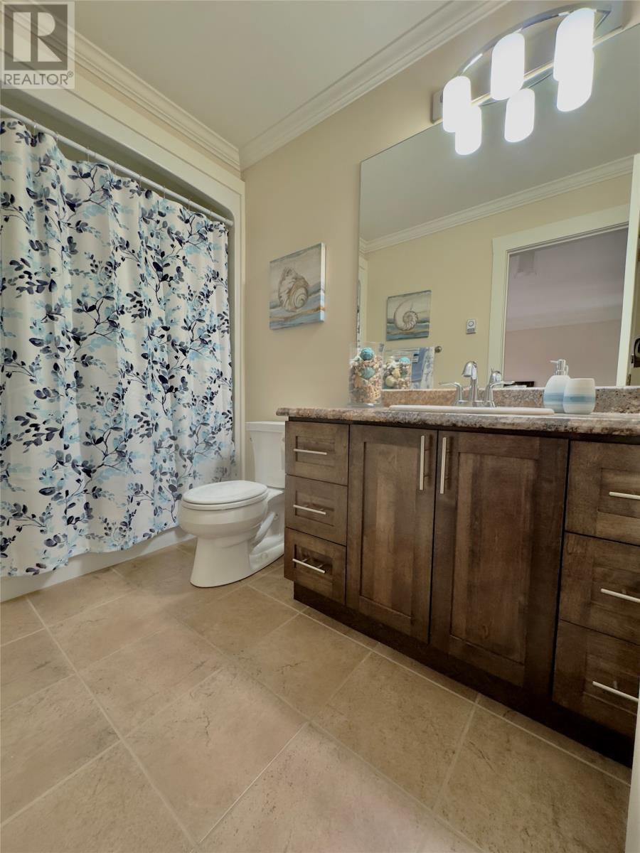 31 Foote Street, Pasadena, NL - Indoor Photo Showing Bathroom