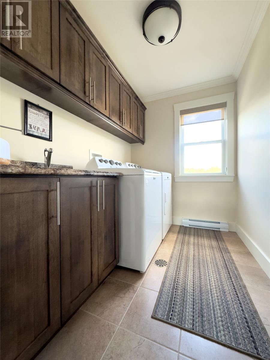 31 Foote Street, Pasadena, NL - Indoor Photo Showing Laundry Room