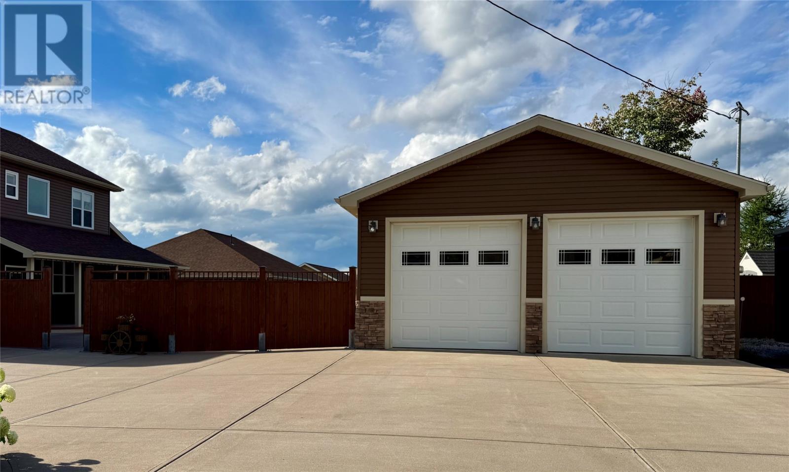 31 Foote Street, Pasadena, NL - Outdoor