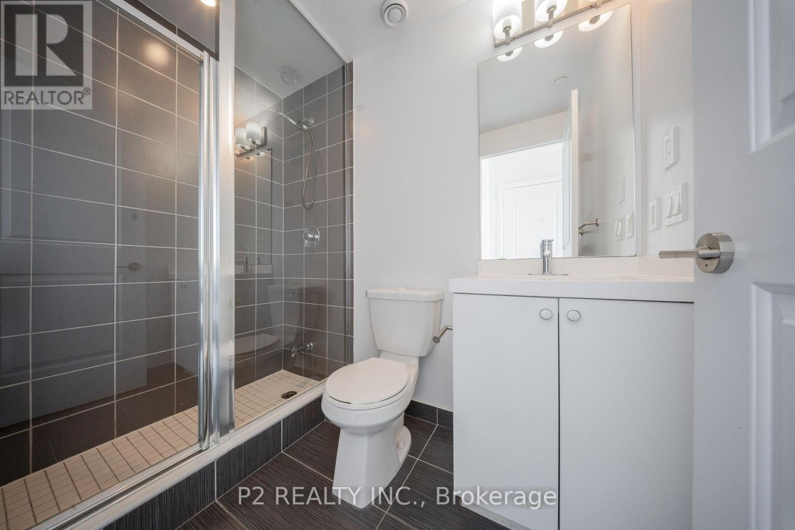 Ph10 - 9560 Markham Road, Markham, ON - Indoor Photo Showing Bathroom