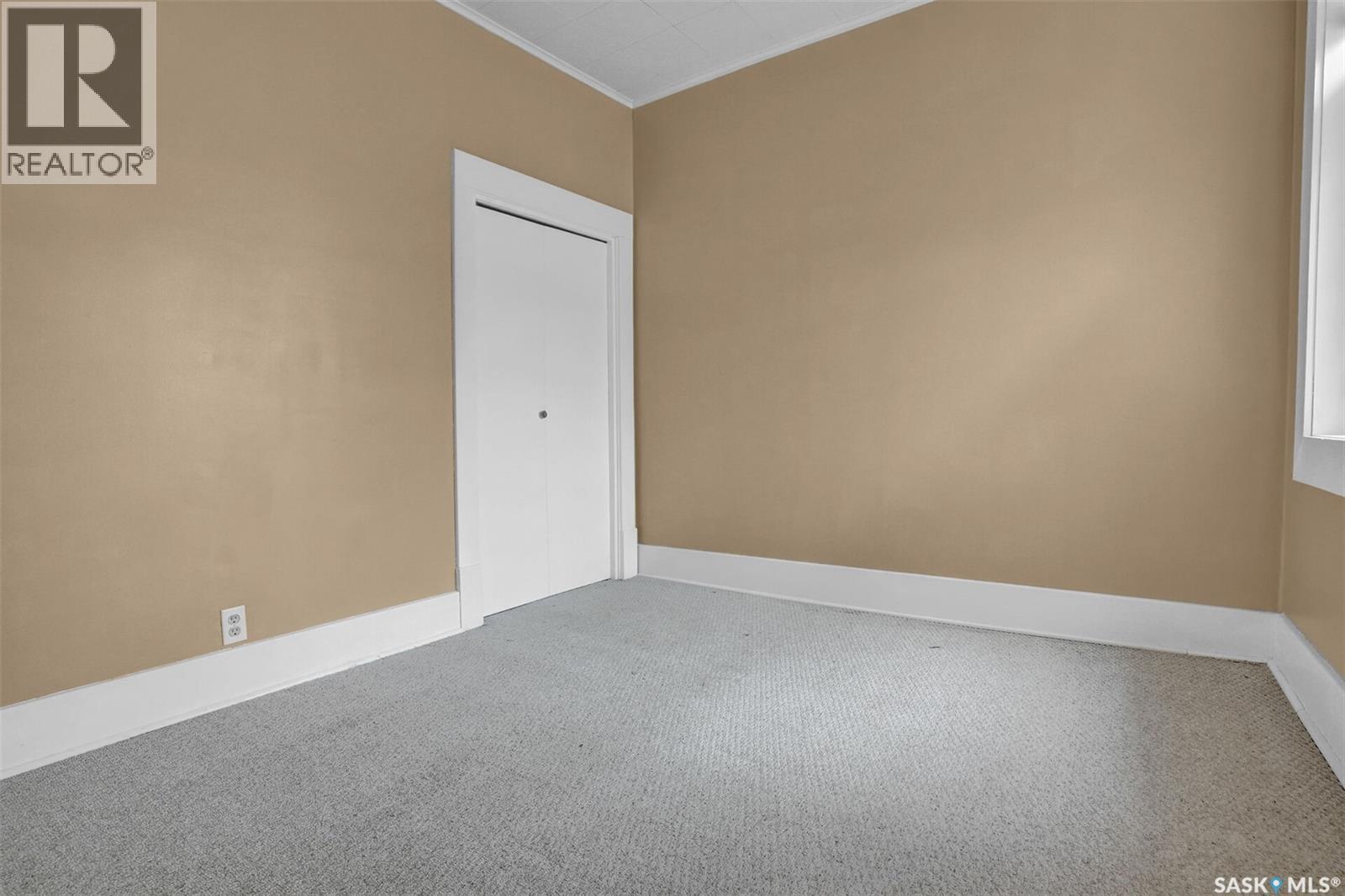 3060 18Th Avenue, Regina, SK - Indoor Photo Showing Other Room