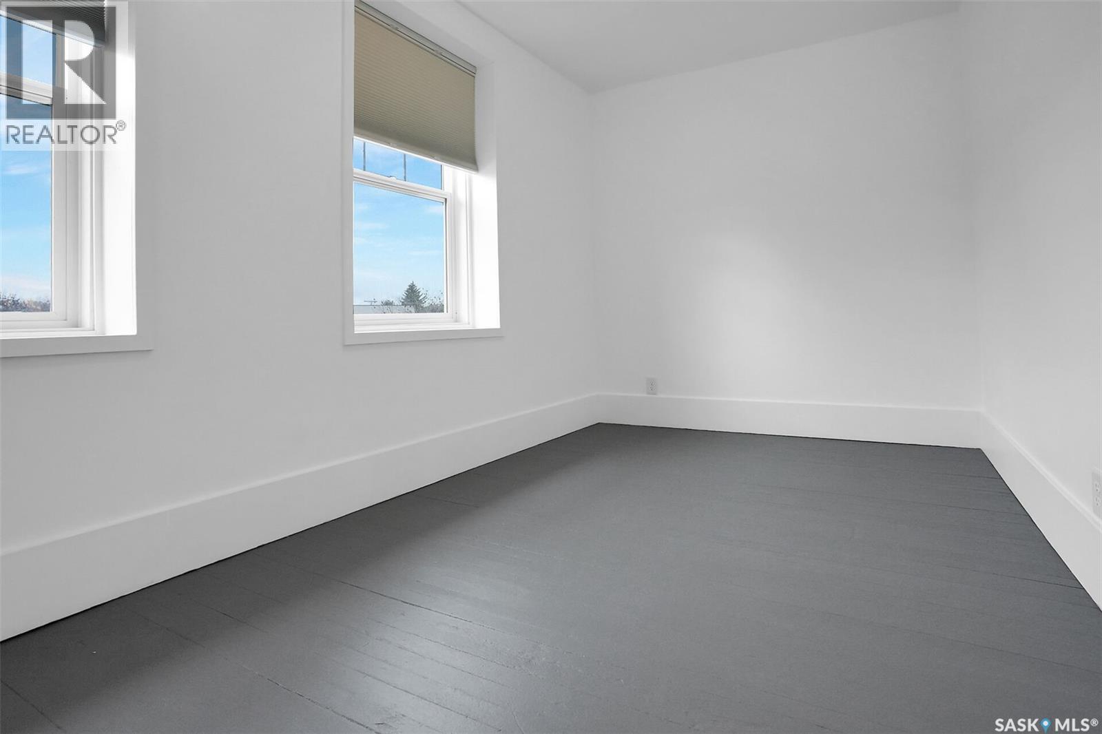 3060 18Th Avenue, Regina, SK - Indoor Photo Showing Other Room