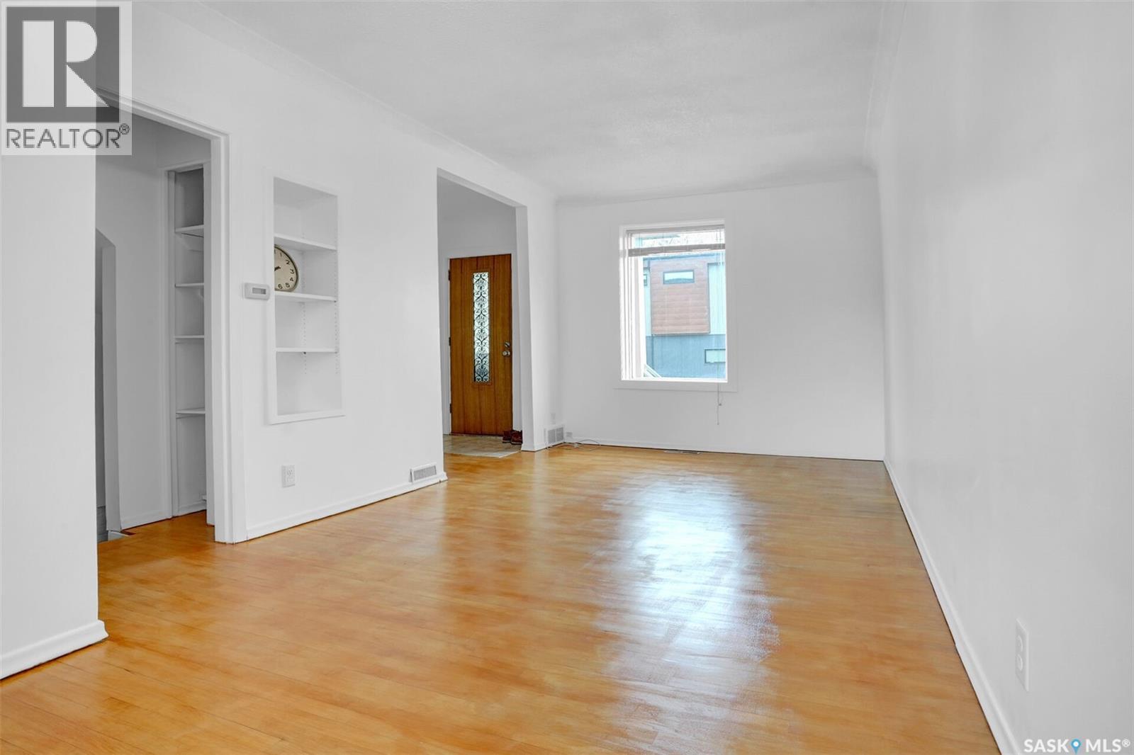 3060 18Th Avenue, Regina, SK - Indoor Photo Showing Other Room