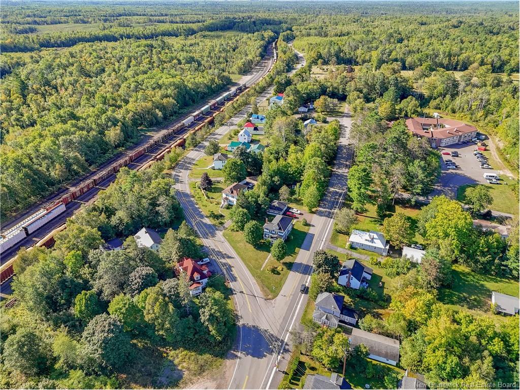 35 Saunders Rd, Mcadam, NB