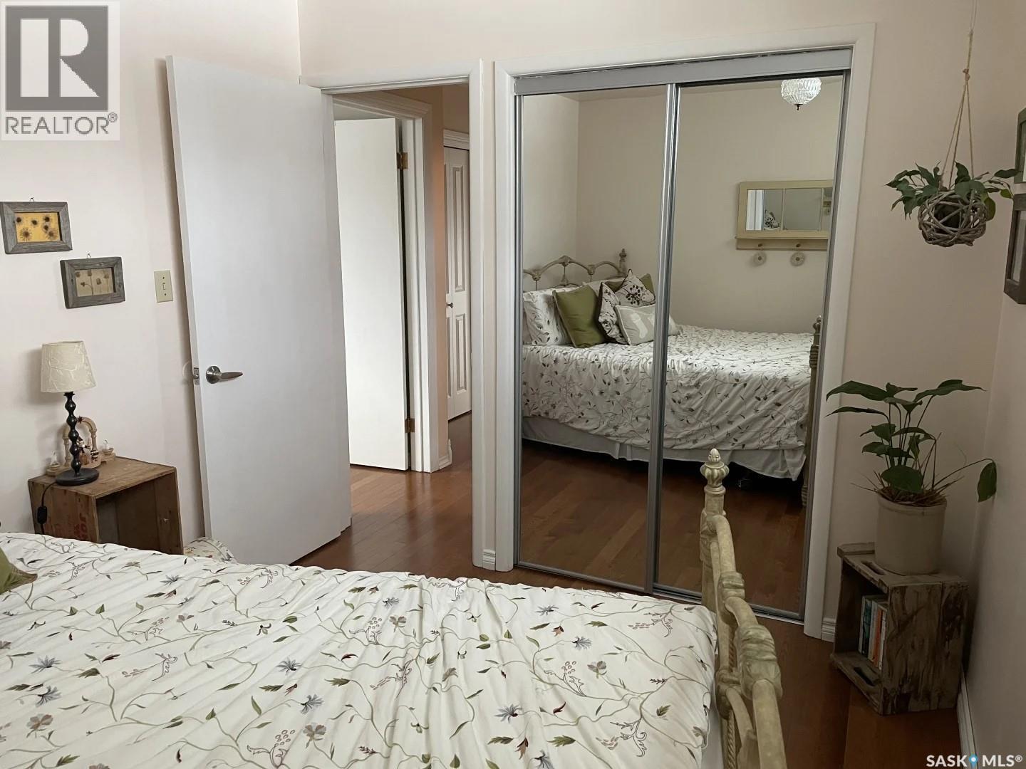 114 Garvin Crescent, Canora, SK - Indoor Photo Showing Bedroom