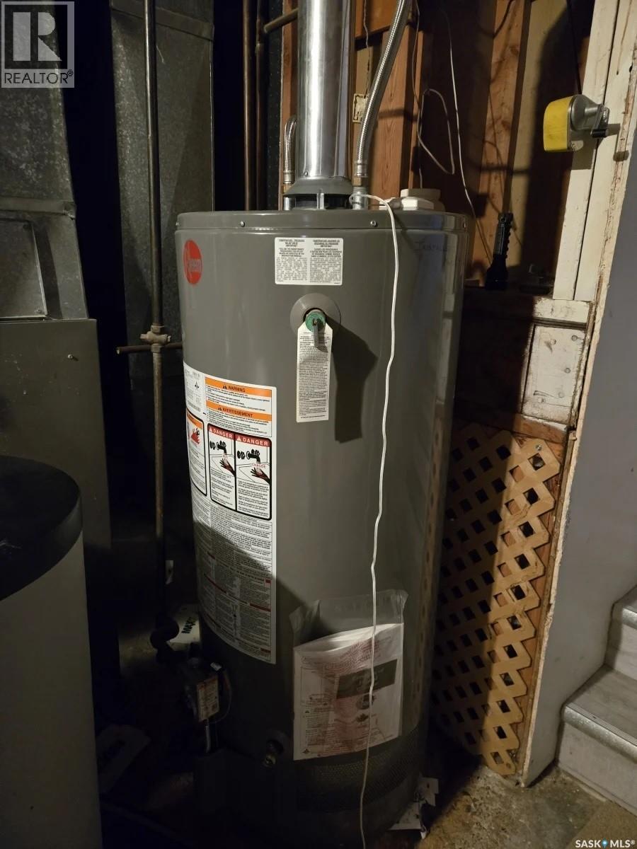 114 Garvin Crescent, Canora, SK - Indoor Photo Showing Basement