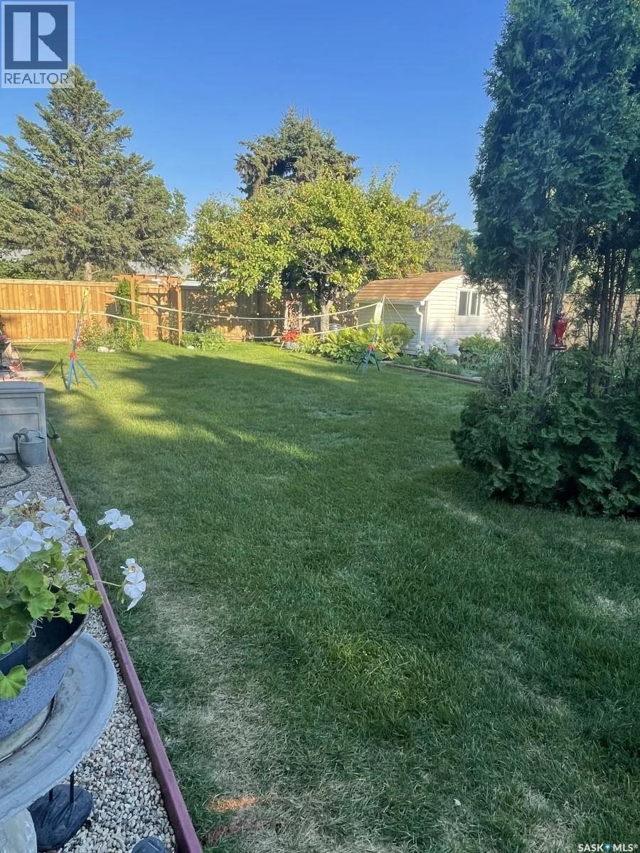 114 Garvin Crescent, Canora, SK - Outdoor