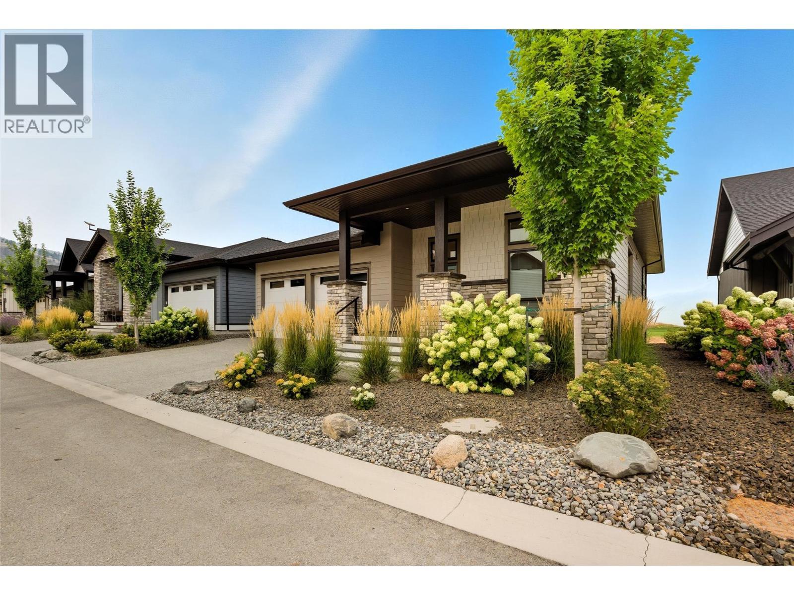 260 Rue Cheval Noir Unit# 17, Kamloops, BC - Outdoor With Facade