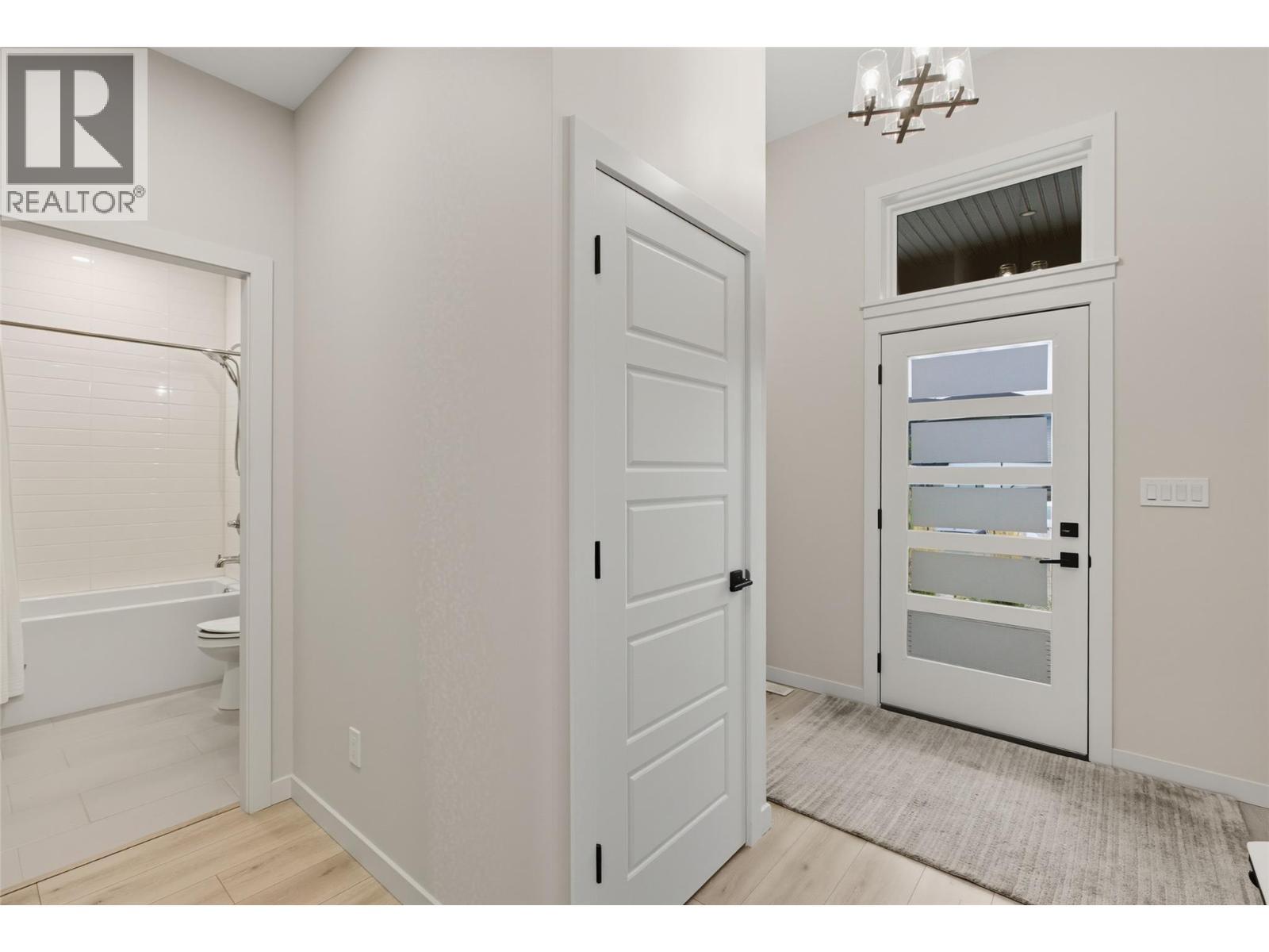 260 Rue Cheval Noir Unit# 17, Kamloops, BC - Indoor Photo Showing Other Room