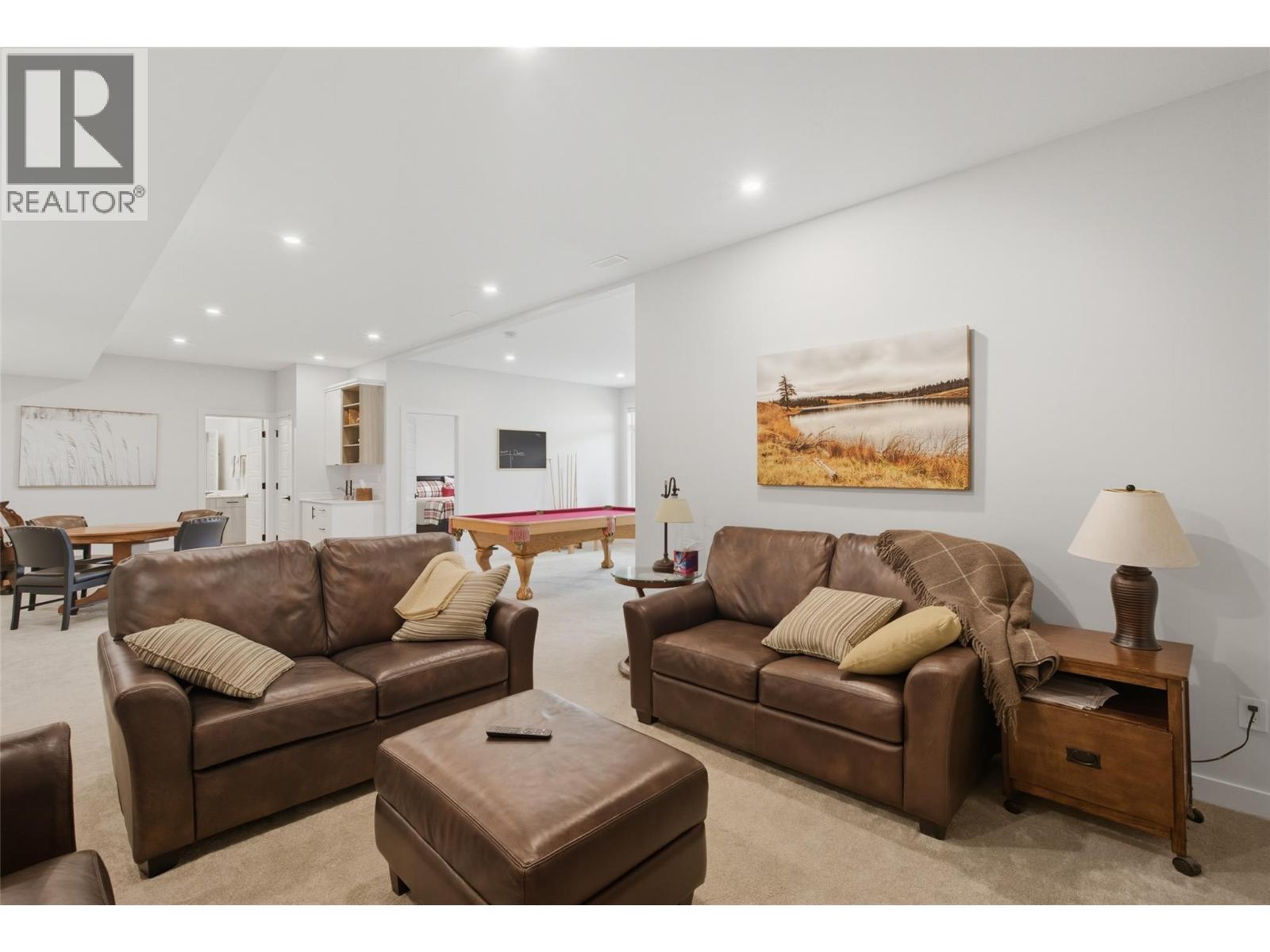 260 Rue Cheval Noir Unit# 17, Kamloops, BC - Indoor Photo Showing Living Room