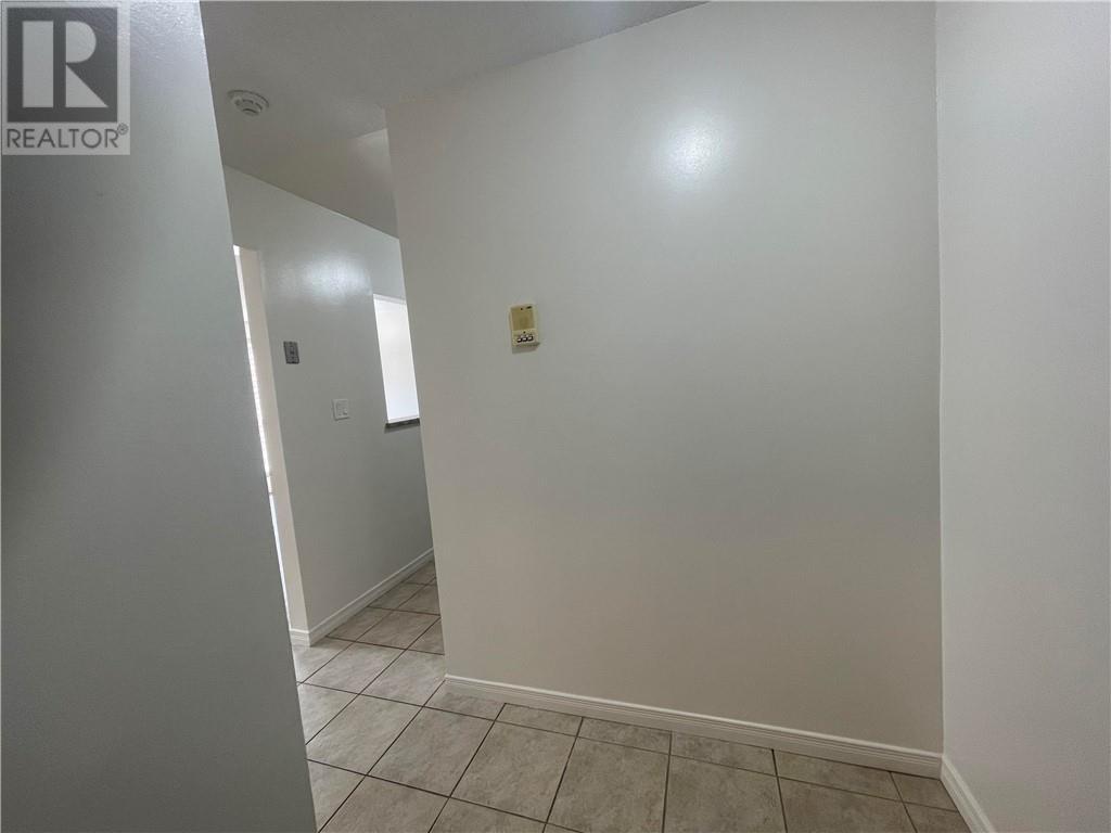 414 Westmount Avenue Unit# E15, Sudbury, ON - Indoor Photo Showing Other Room