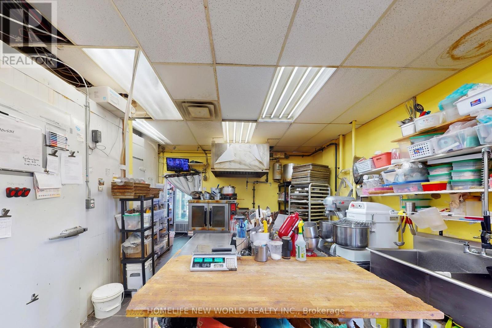 2838 Victoria Park Avenue, Toronto, ON