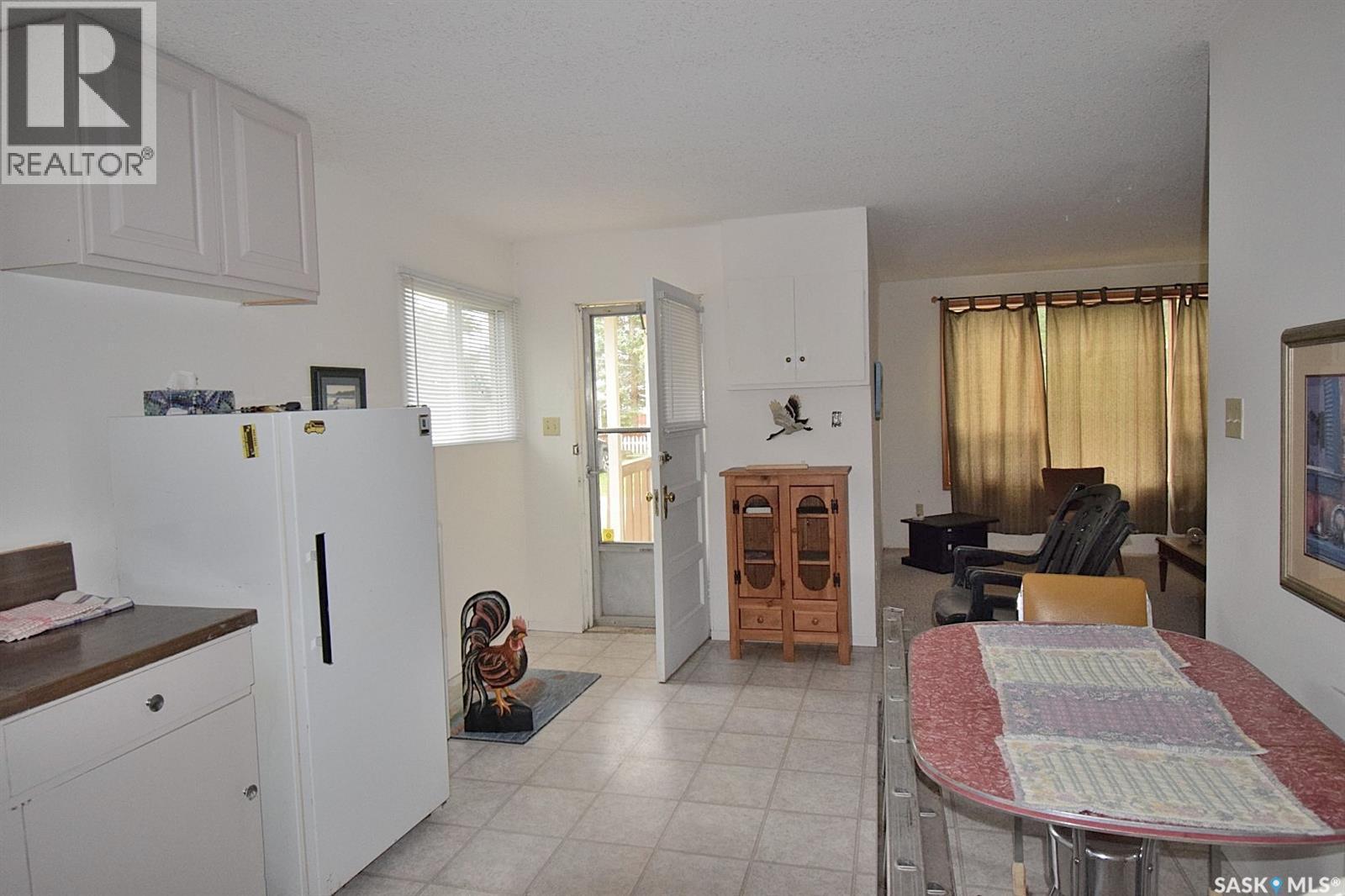 13 6Th Street, Lakeland Rm No. 521, SK - Indoor With Fireplace