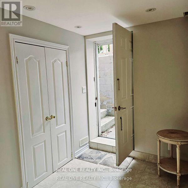 Bsmnt - 42 Seiffer Crescent, Richmond Hill, ON - Indoor Photo Showing Other Room