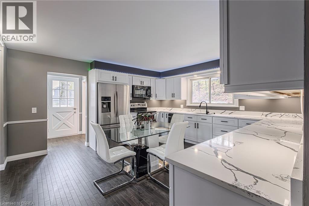 54 Grand Street, Port Dover, ON - Indoor