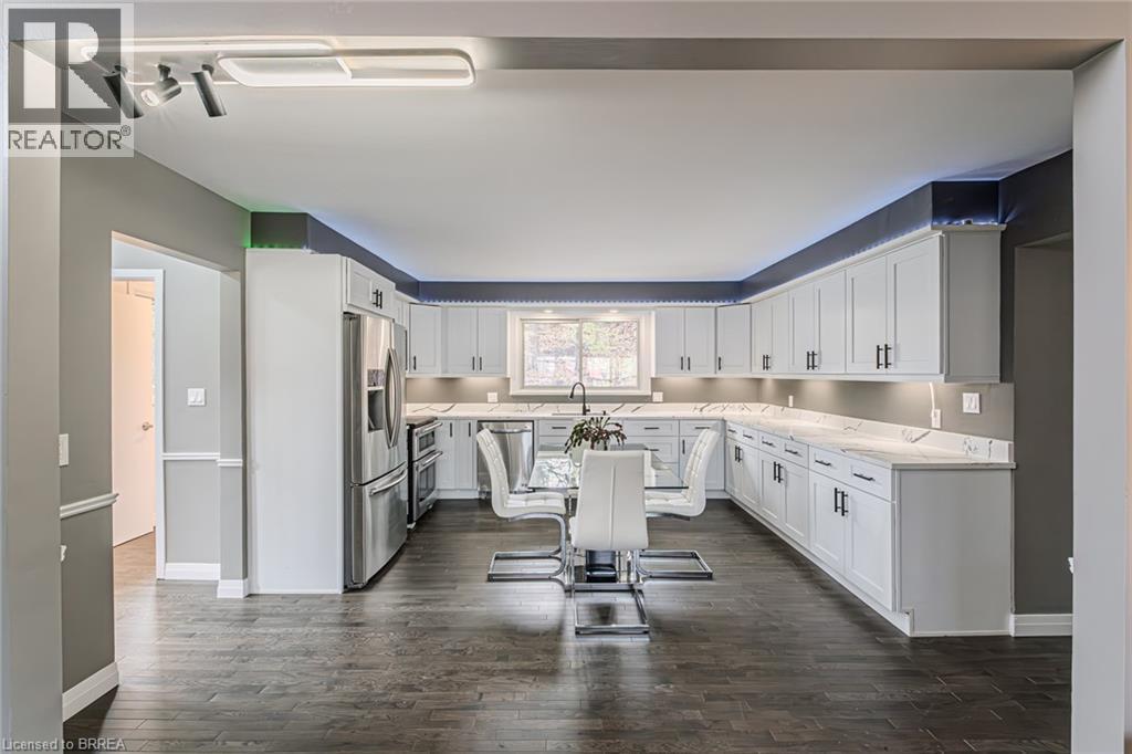 54 Grand Street, Port Dover, ON - Indoor Photo Showing Kitchen