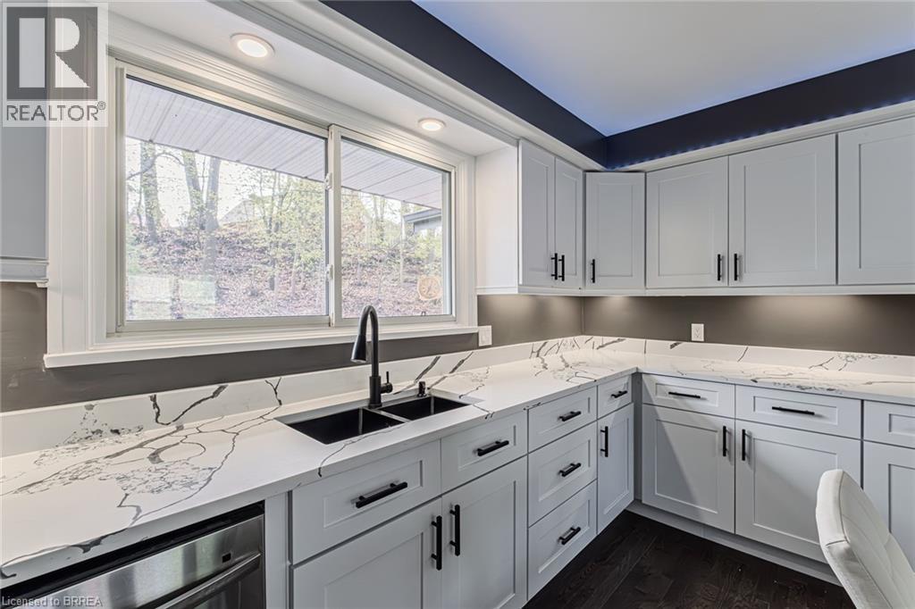 54 Grand Street, Port Dover, ON - Indoor Photo Showing Kitchen With Double Sink