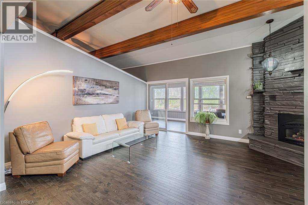 54 Grand Street, Port Dover, ON - Indoor Photo Showing Living Room With Fireplace