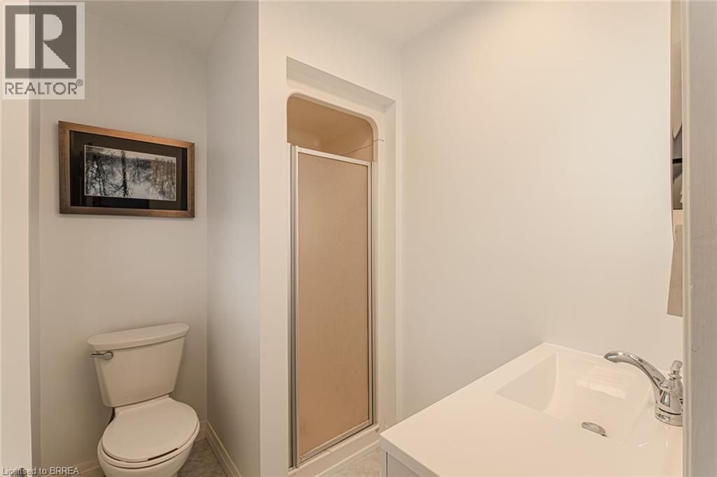 54 Grand Street, Port Dover, ON - Indoor Photo Showing Bathroom