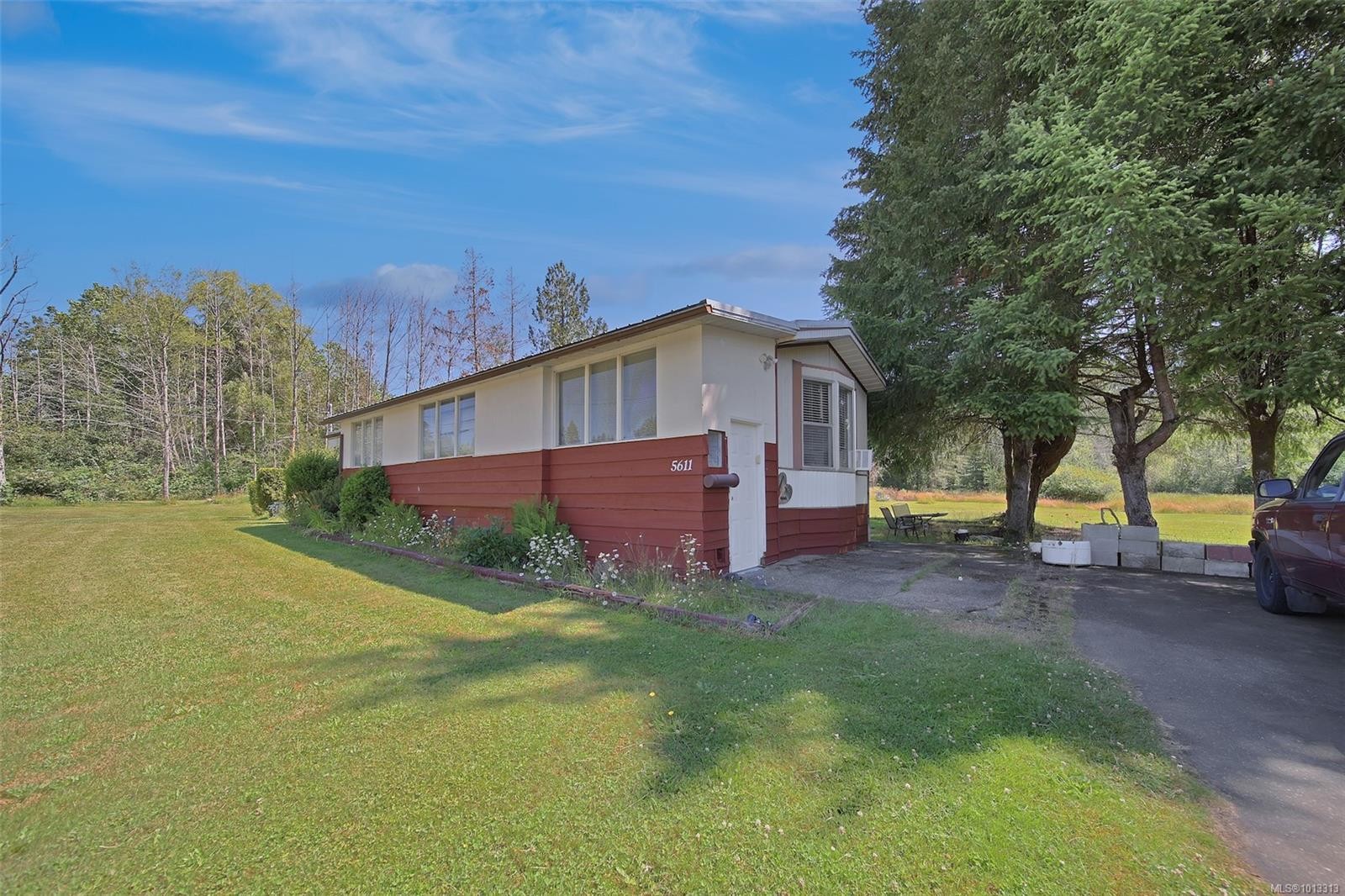 5611 Strick Rd, Port Alberni, BC