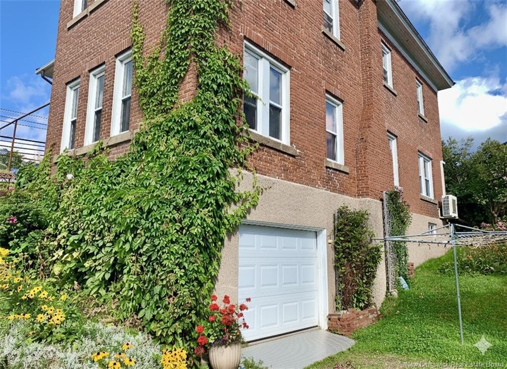 157 Renfrew, Dalhousie, NB