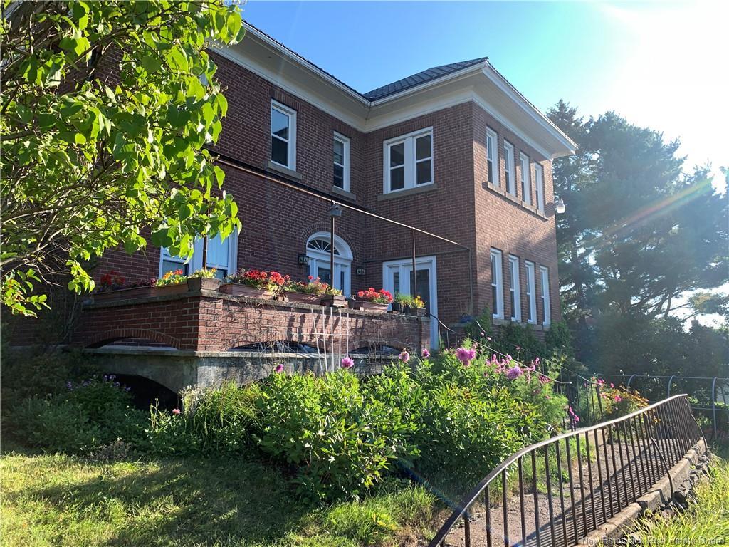 157 Renfrew, Dalhousie, NB