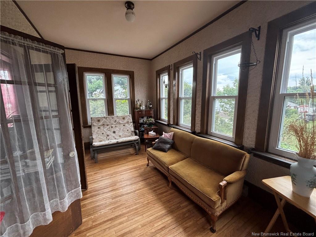 157 Renfrew, Dalhousie, NB