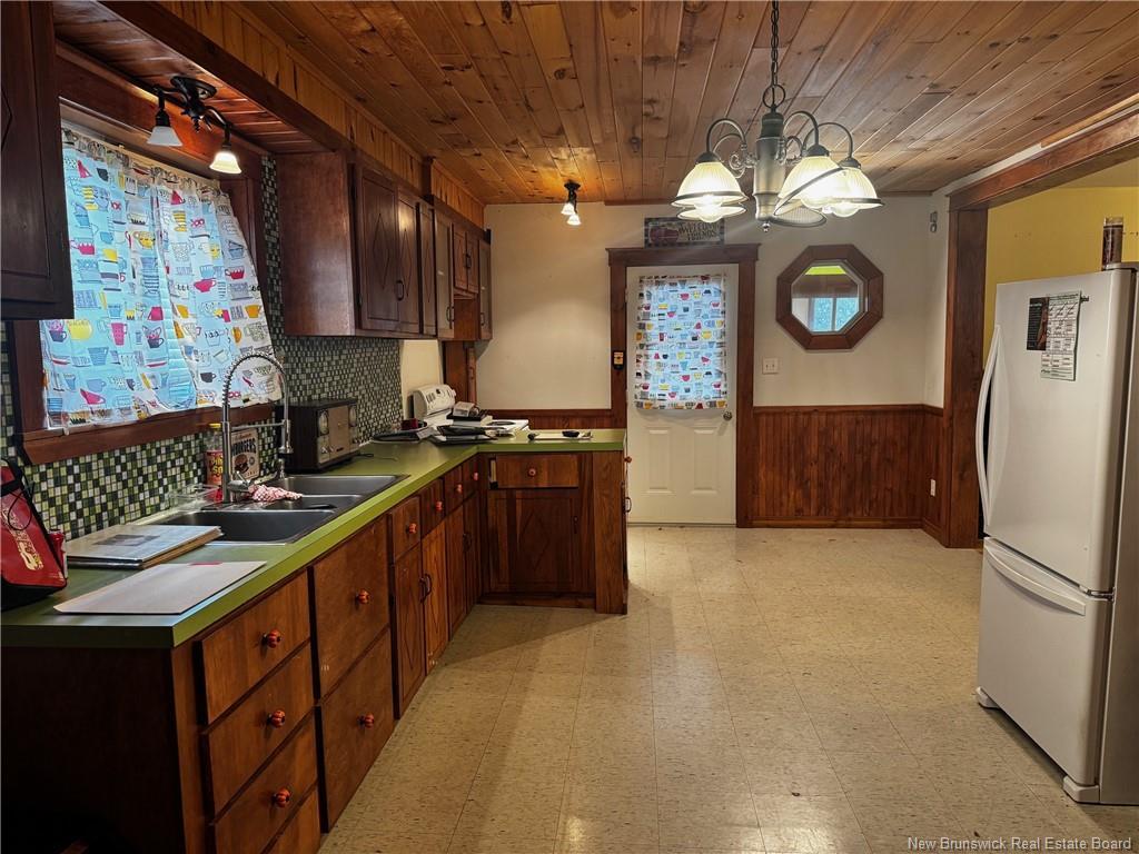 71 21E Ave, Edmundston, NB