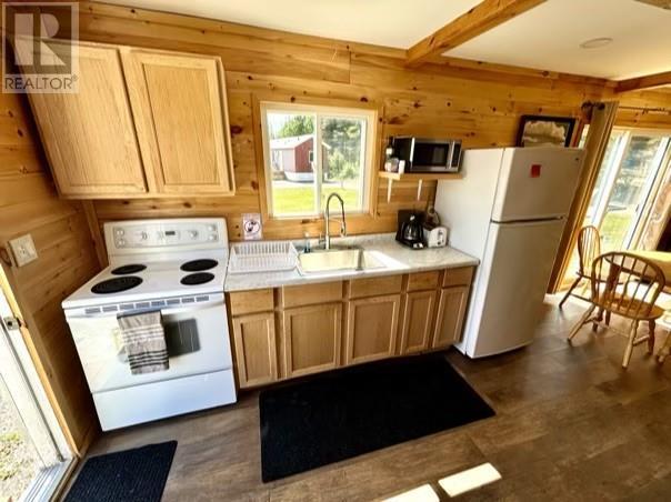 149 Highway 17, White River, ON