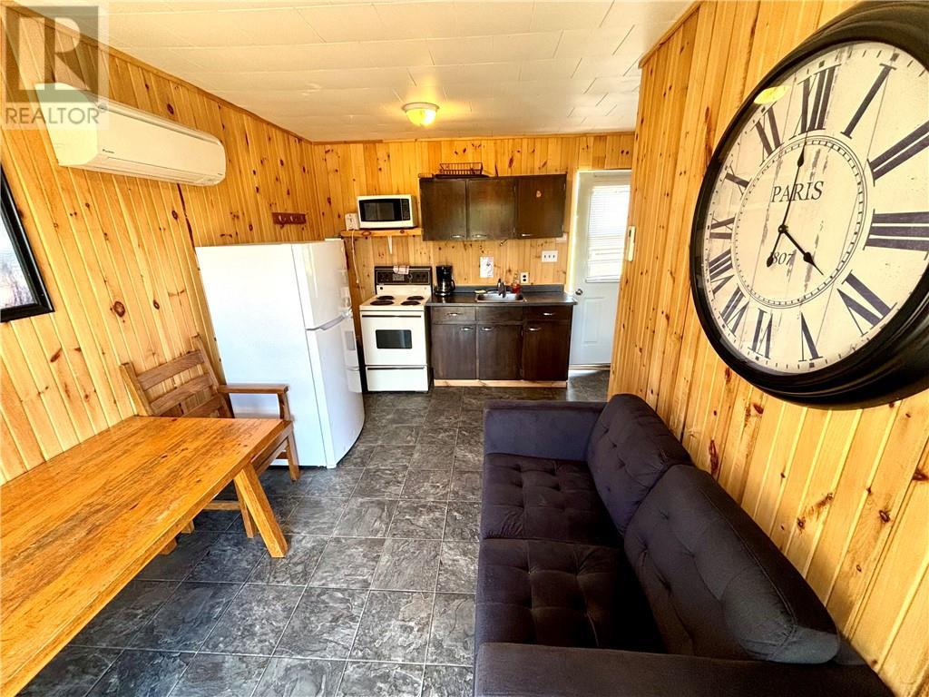 149 Highway 17, White River, ON