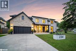 234 WALBY Drive Oakville, ON L6L 4E5