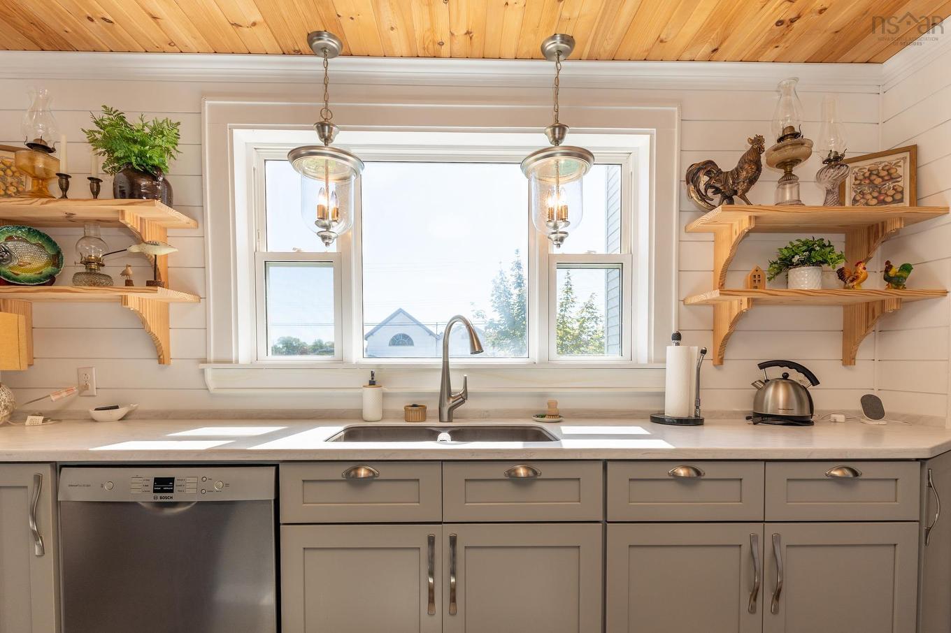 53 William Street, Yarmouth, NS