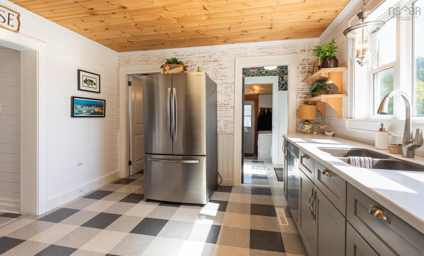 53 William Street, Yarmouth, NS