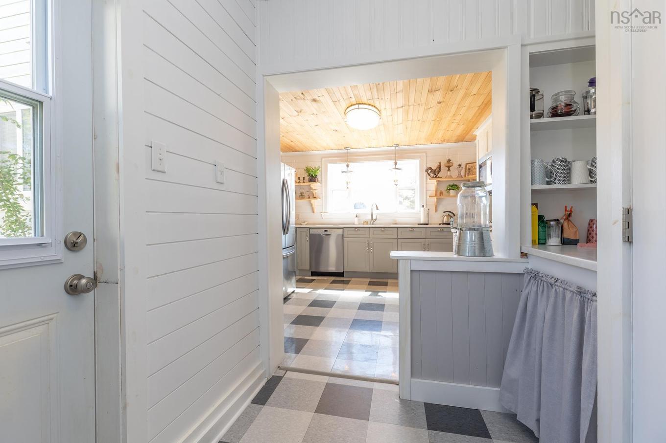 53 William Street, Yarmouth, NS