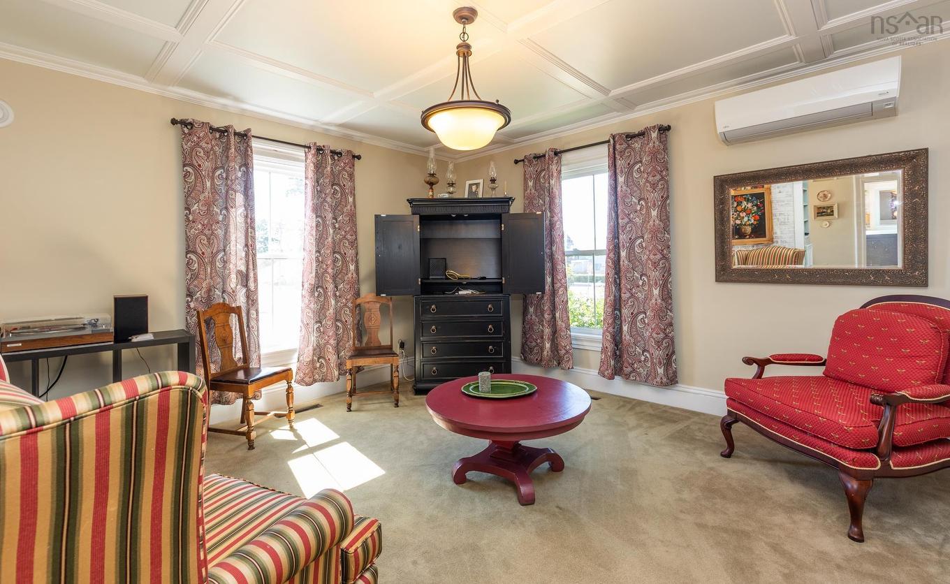 53 William Street, Yarmouth, NS