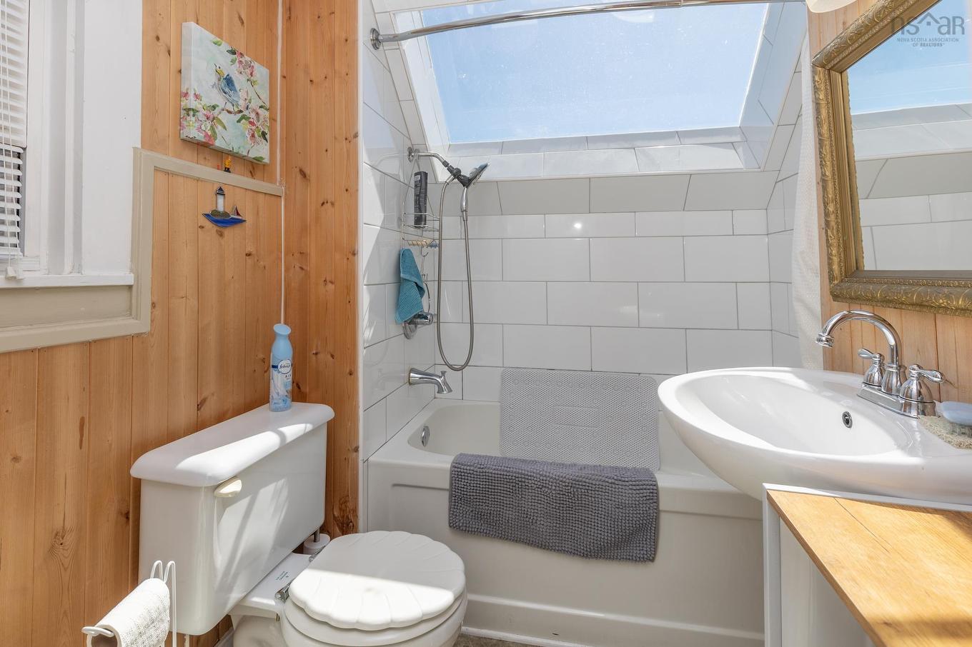 53 William Street, Yarmouth, NS