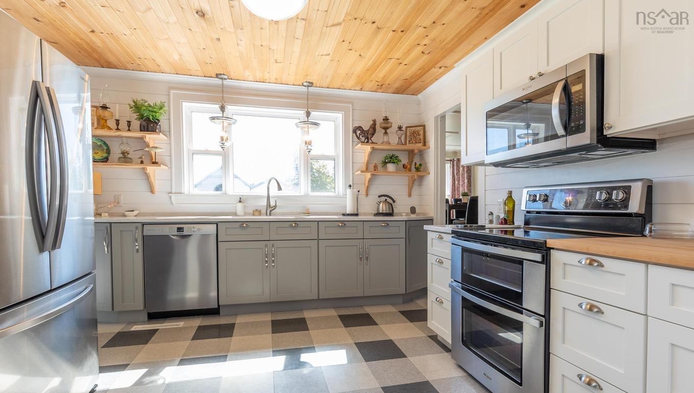 53 William Street, Yarmouth, NS