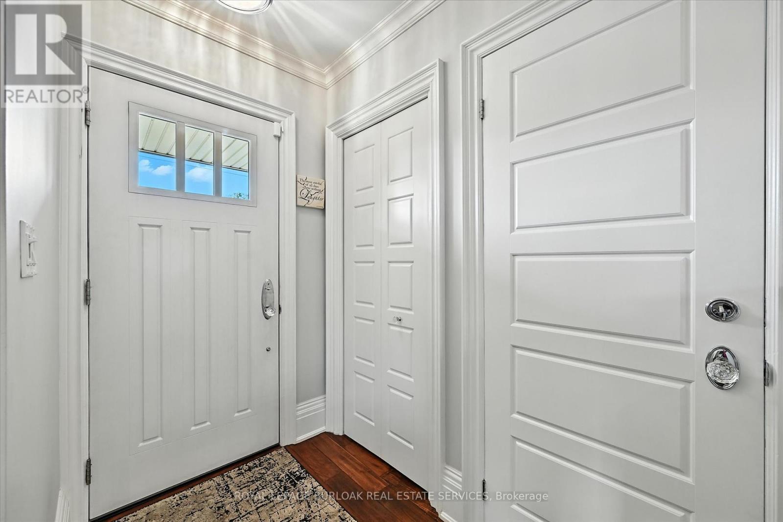 2209 Ghent Avenue, Burlington, ON - Indoor Photo Showing Other Room