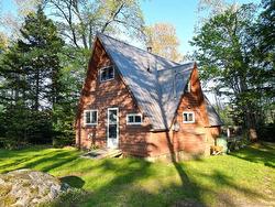 110 East Lake Road New Albany, NS B0S 1P0