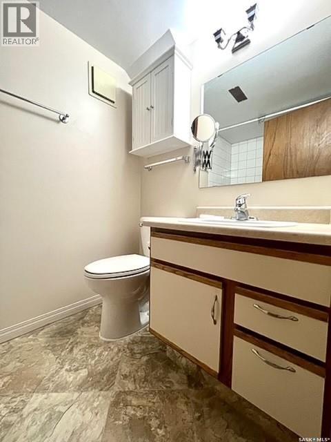 3 34 Central Avenue S, Swift Current, SK - Indoor Photo Showing Bathroom